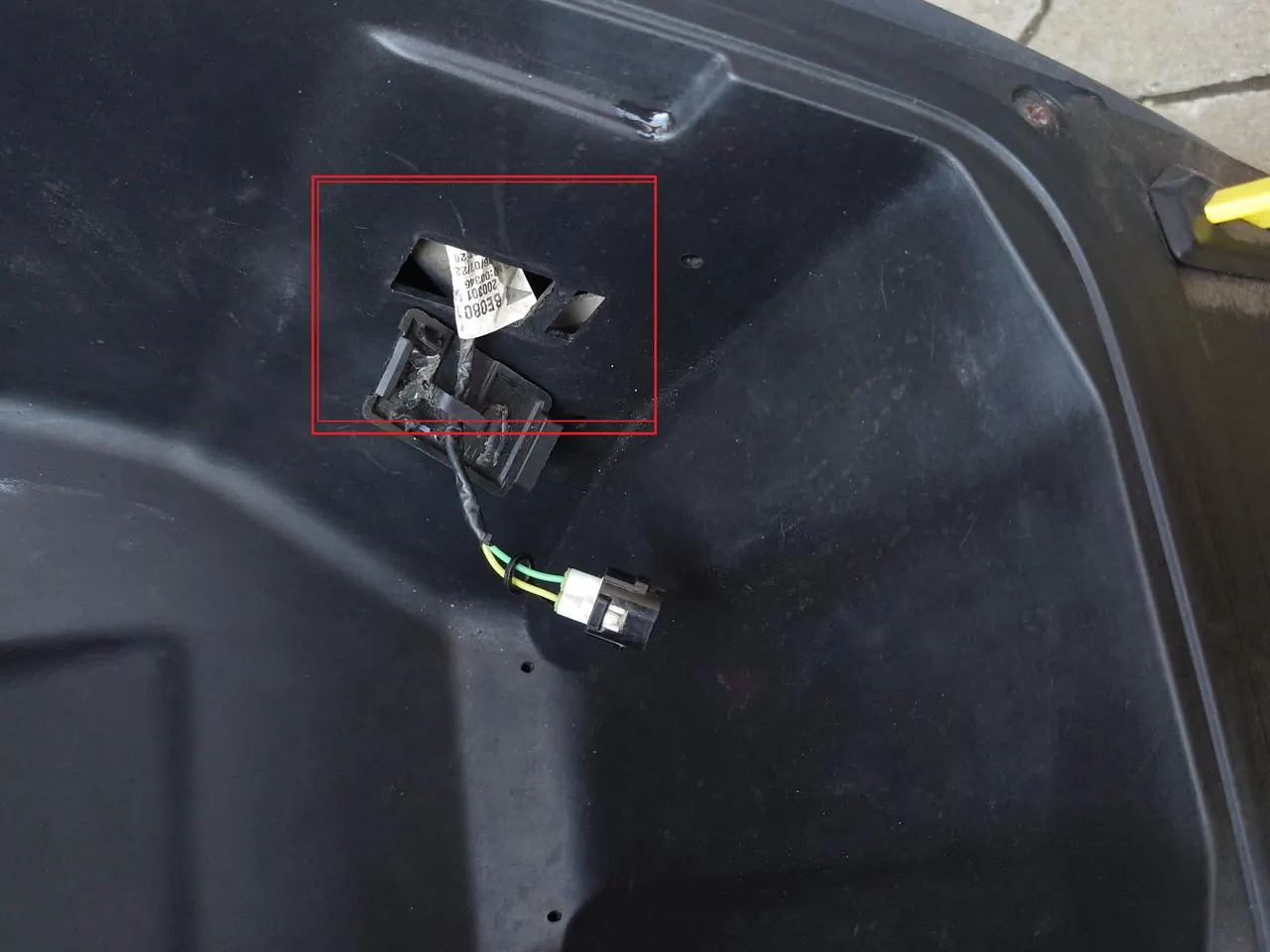 Ather 450 boot cover hiding the OBD diagnostic port